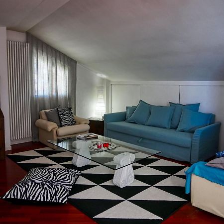 Apartamento Attico 96 Pésaro Exterior foto